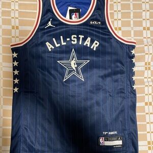 Giannis Antetokounmpo All-Star Jersey